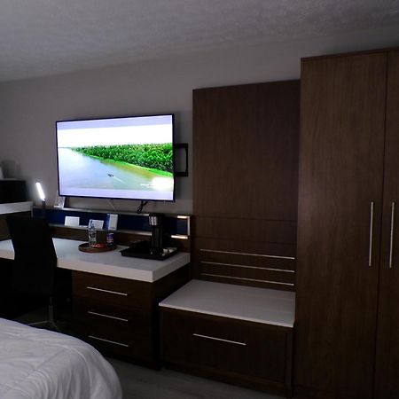 Luxor Inn & Suites, A Travelodge By Wyndham 엘킨스 외부 사진