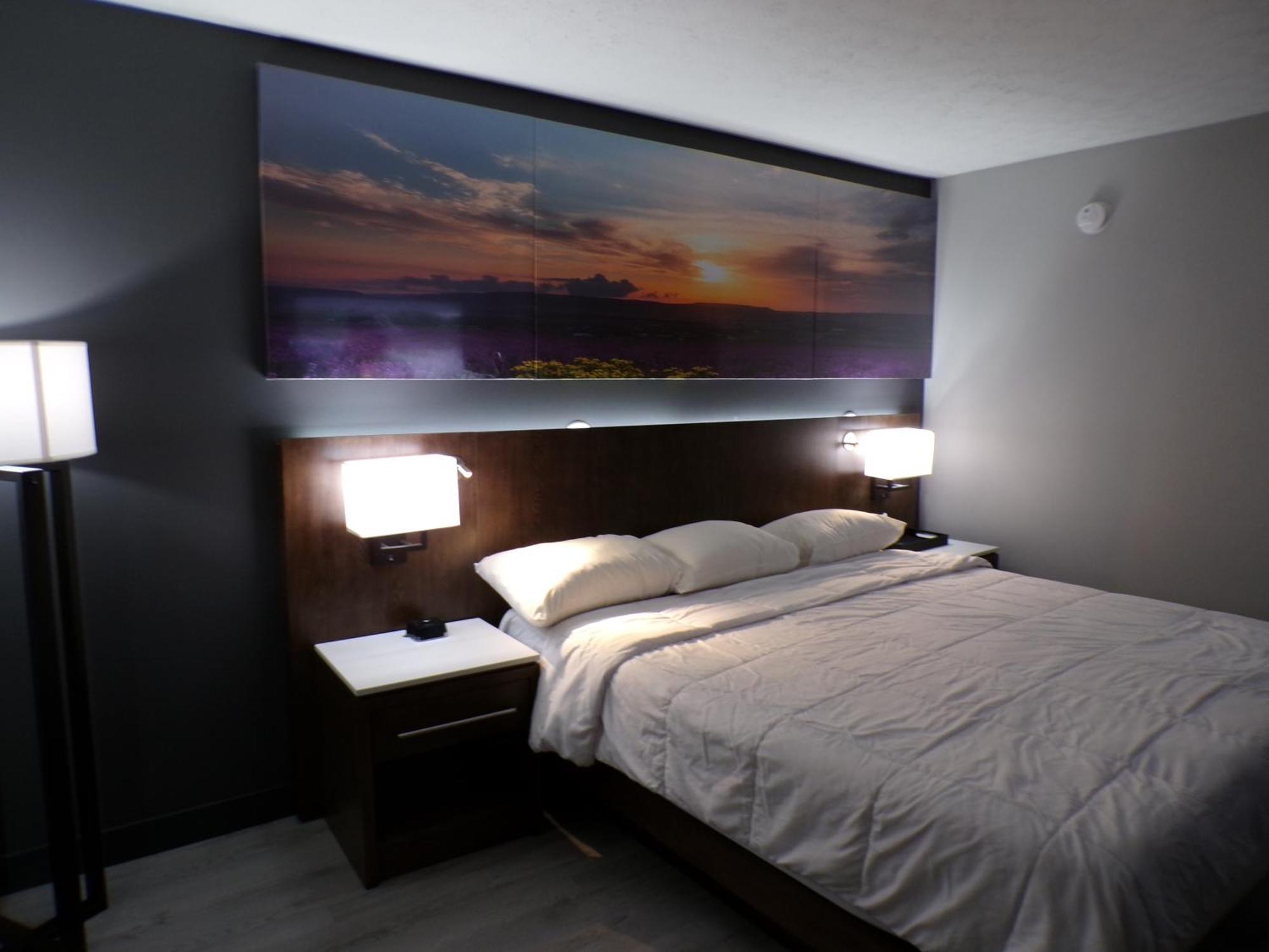 Luxor Inn & Suites, A Travelodge By Wyndham 엘킨스 외부 사진